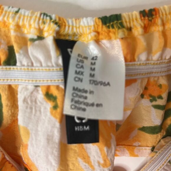Orange Floral H&M Ruffled crop Top Medium (fits like a small) - Picture 2 of 7